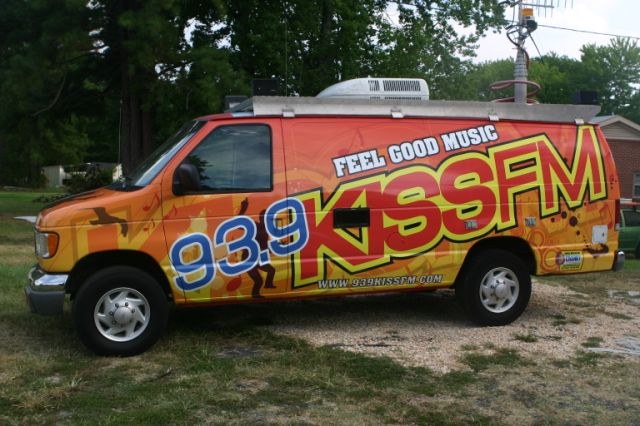 93.9 KISS FM · promotional vehicle